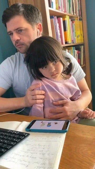 爆料高管女儿被打视频,视频曝光引发社会关注  第2张