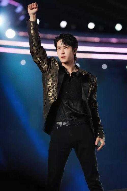 爆料过肖战王一博视频,幕后真相令人震惊 第1张 爆料过肖战王一博视频,幕后真相令人震惊 第1张