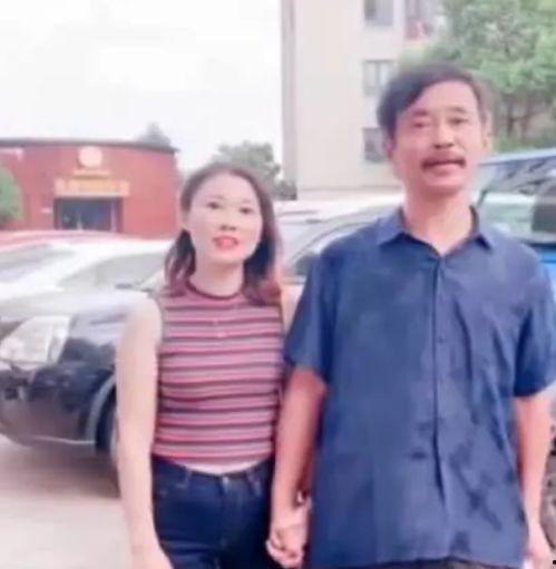 精神小伙最新爆料,精神小伙最新爆料,带你领略不为人知的幕后故事 第2张 精神小伙最新爆料,精神小伙最新爆料,带你领略不为人知的幕后故事 第2张