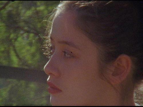 美星琉花视频在线观看,在线观看，揭开神秘面纱的视觉盛宴  第3张