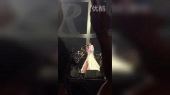 在线观看舞女,在线观看舞女生态圈揭秘  第2张