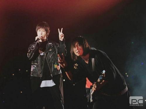 最新狗仔队爆料新闻报道,明星私生活大揭秘! 第2张 最新狗仔队爆料新闻报道,明星私生活大揭秘! 第2张